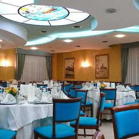 Il Gabbiano فندق Cirò Marina