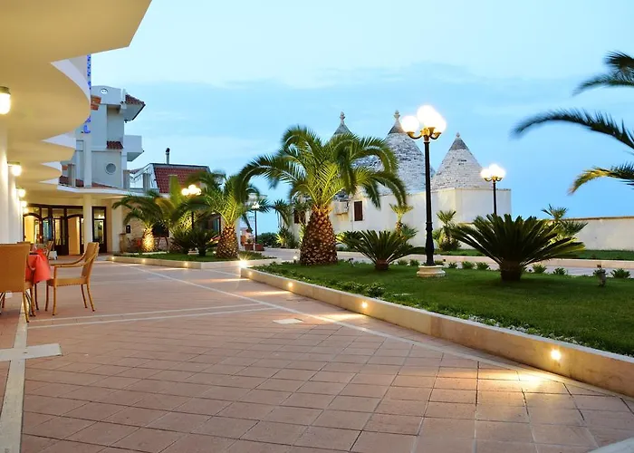 Il Gabbiano Отель 4*