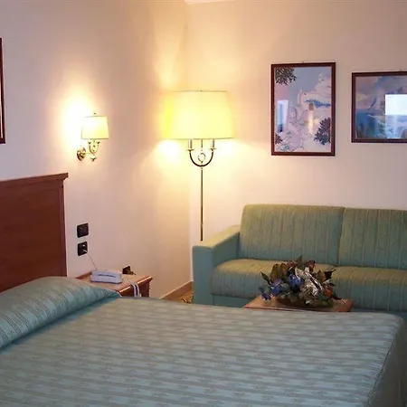 Il Gabbiano Hotel 4*